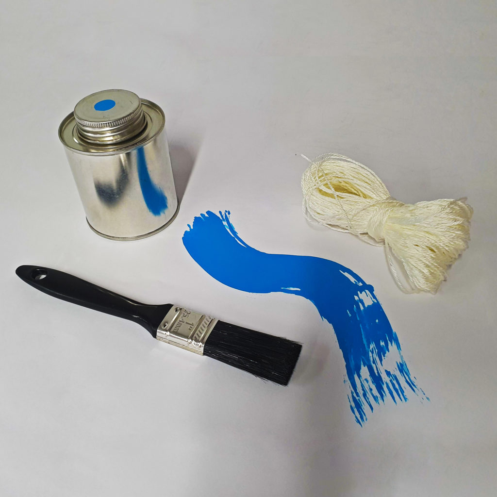 Twostring trampoline repair kit (includes string, 250ml paint tin and